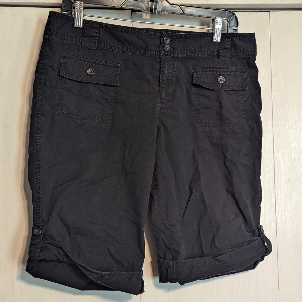 Stamp10 Black Bermuda Shorts